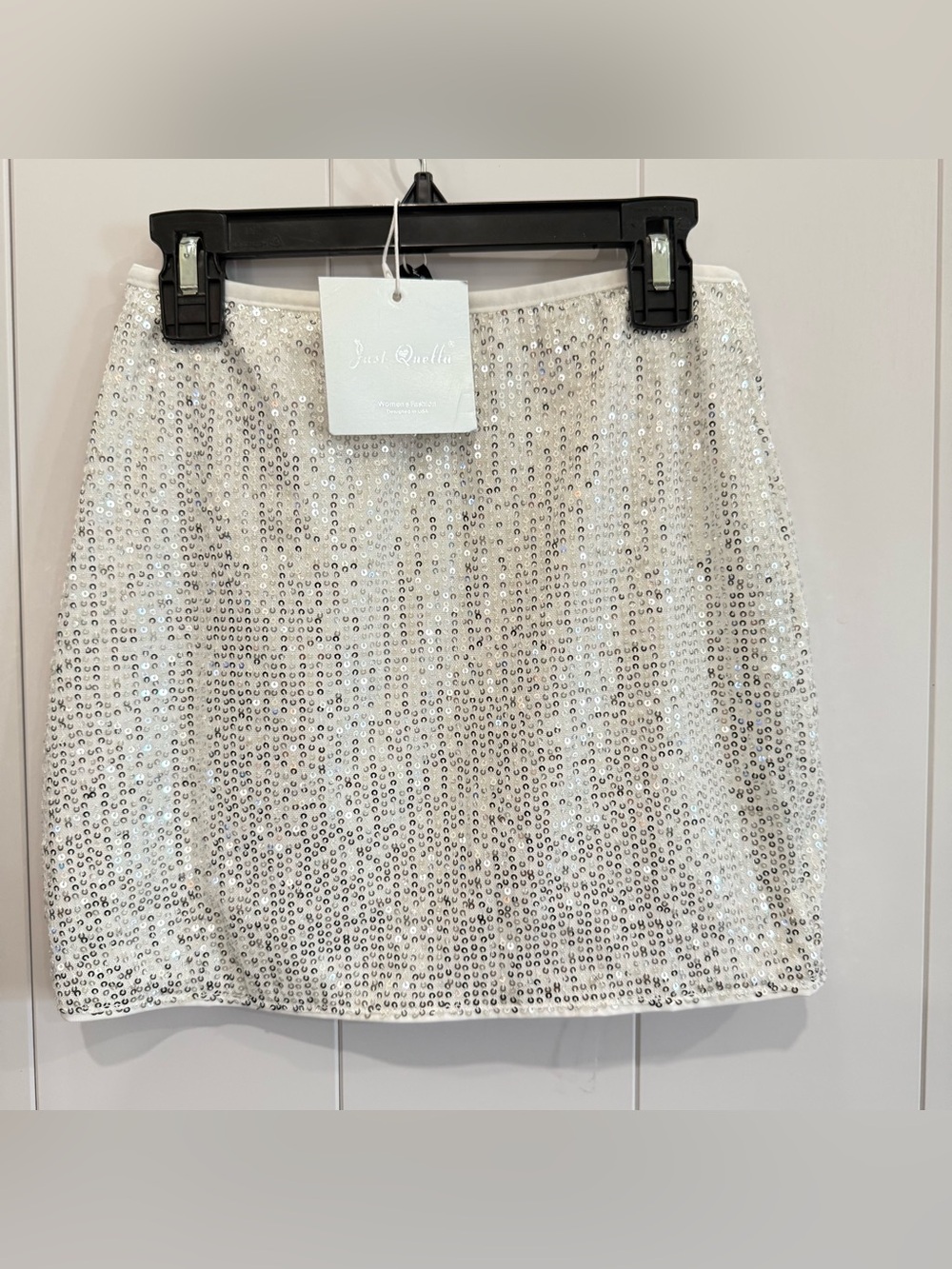 White Sequin Mini Skirt XS NWT Party Club Sequin Y2K Stretch Bodycon